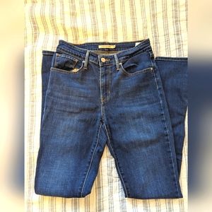 Levi's High Rise Skinny Jeans Size 28 Length 34
